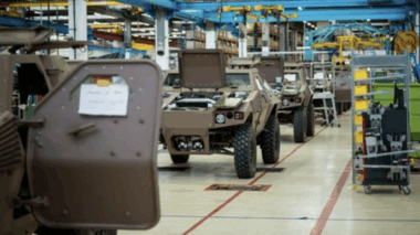 Malgré une hausse de la demande, les ventes d'armes freinées par des problèmes de production