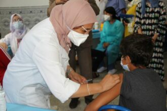 12-17 ans : démarrage de l'injection de la 2e dose, plus de 50% des élèves ont reçu la 1ère dose