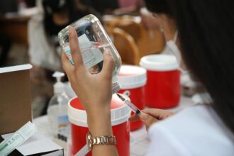 3e dose de rappel: 2.262 personnes vaccinées lundi 4 octobre, plus de 60% ont opté pour Pfizer