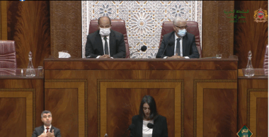 Nadia Fettah présente le PLF 2022 au parlement