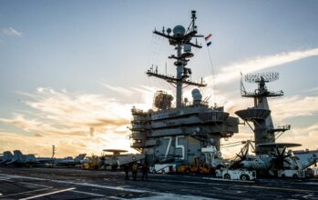 Exercice naval conjoint entre la Marine royale et l’US Navy à Gibraltar