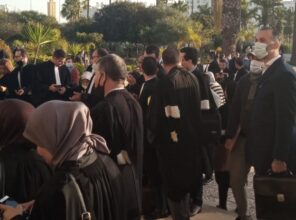 Paralysie des tribunaux à cause du refus du pass vaccinal par les avocats