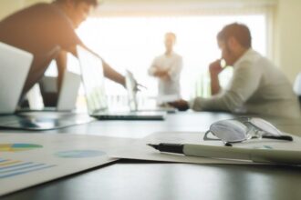 Témoignages de DRH : comment le pass vaccinal est géré en entreprise