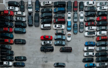 Le marché automobile reste sur la voie de la baisse