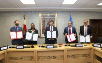 Bensaïd signe un plan d’action avec les agences de l’ONU au Maroc pour l’intégration économique des jeunes