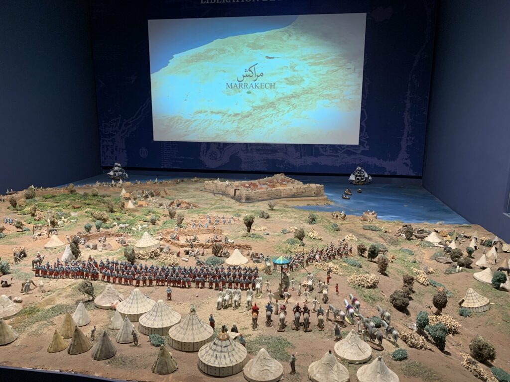 Une reproduction du siège Mazagan de 1768 au QG des Forces armées royales