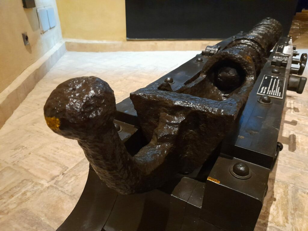Au Musée militaire de Fès, une reconstitution grandeur nature de l'histoire des armes Au Musée militaire de Fès, une reconstitution grandeur nature de l'histoire des armes