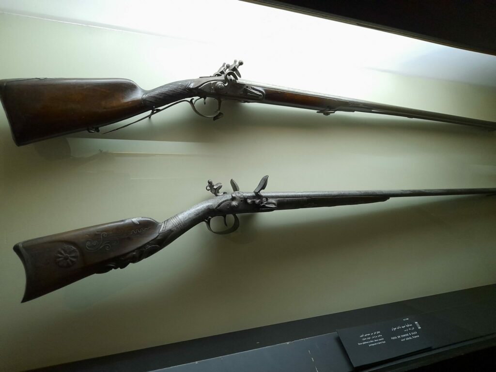 Au Musée militaire de Fès, une reconstitution grandeur nature de l'histoire des armes Au Musée militaire de Fès, une reconstitution grandeur nature de l'histoire des armes