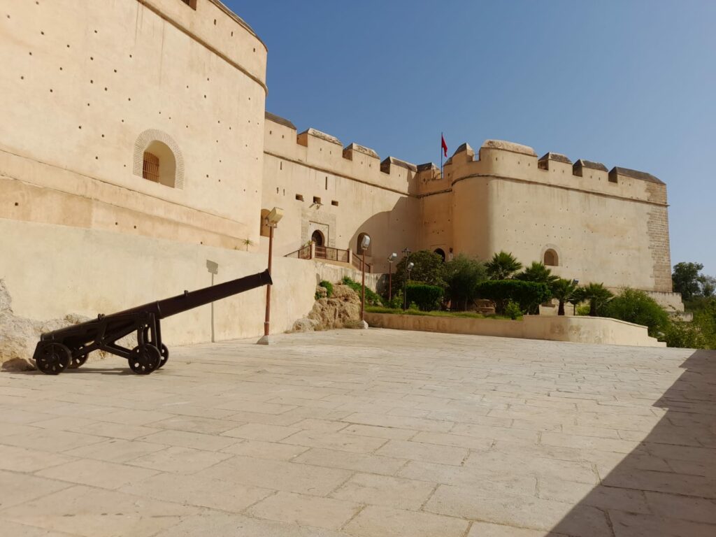 Au Musée militaire de Fès, une reconstitution grandeur nature de l'histoire des armes Au Musée militaire de Fès, une reconstitution grandeur nature de l'histoire des armes