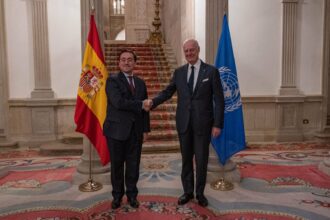 Entretiens entre Albares et De Mistura à Madrid