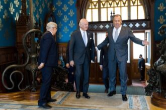 Sahara. Lavrov reçoit De Mistura et soutient une solution &ldquo;durable et mutuellement acceptable&rdquo;