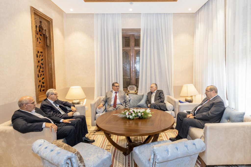 PLF 2023 : Akhannouch réunit les partis de l'opposition