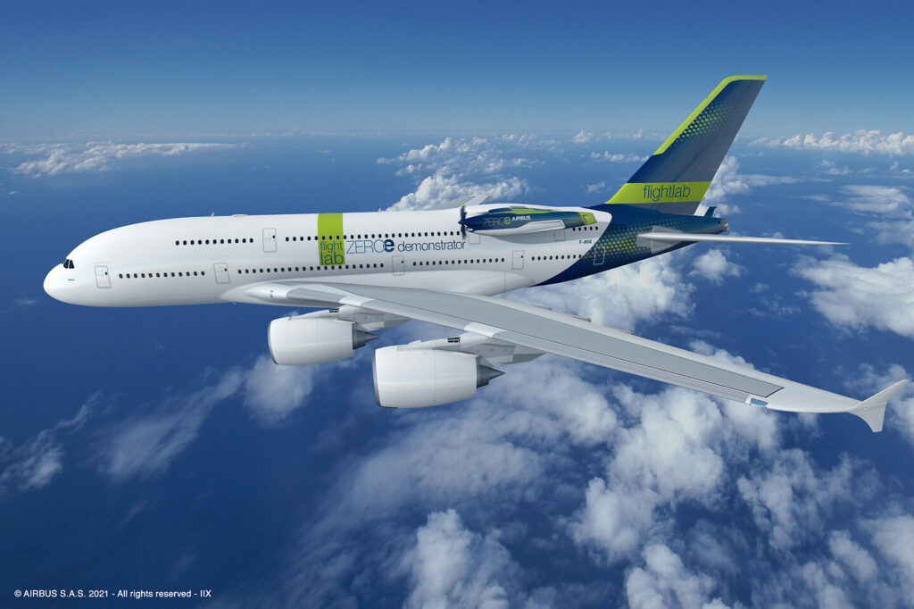 Airbus dévoile son nouvel avion A220, en partie &ldquo;made in Morocco&rdquo;