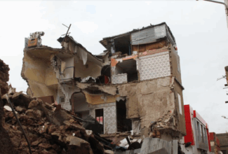 3 morts dans l’effondrement partiel de la façade d’une maison à Casablanca