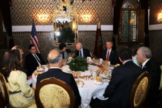 Le Roi Mohammed VI offre un dîner en l'honneur d'une délégation du Congrès américain