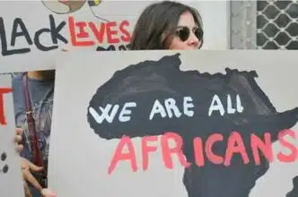 Soupçons de manipulation étrangère derrière la montée du racisme sur les réseaux sociaux