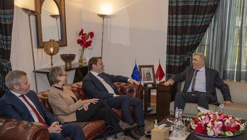 Le commissaire européen à la politique de voisinage reçu par Akhannouch et Laftit