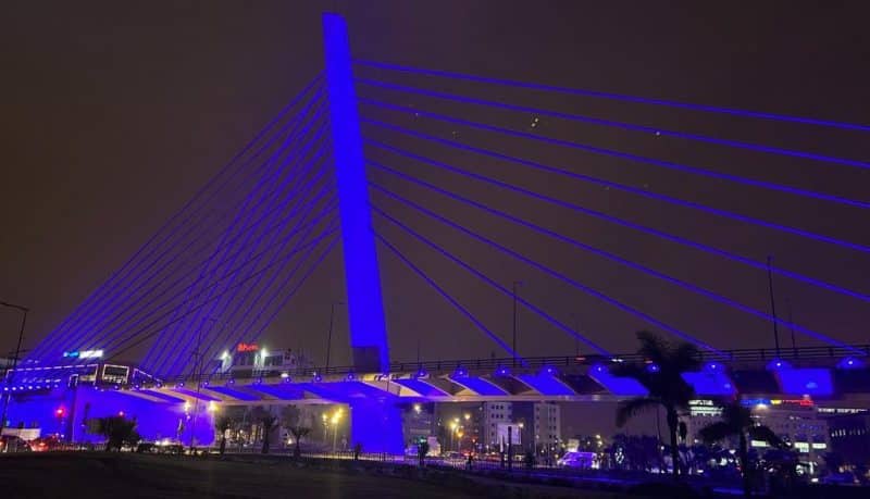 En images, mise en lumière du pont Sidi Maârouf à Casablanca