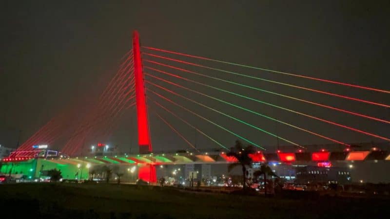En images, mise en lumière du pont Sidi Maârouf à Casablanca
