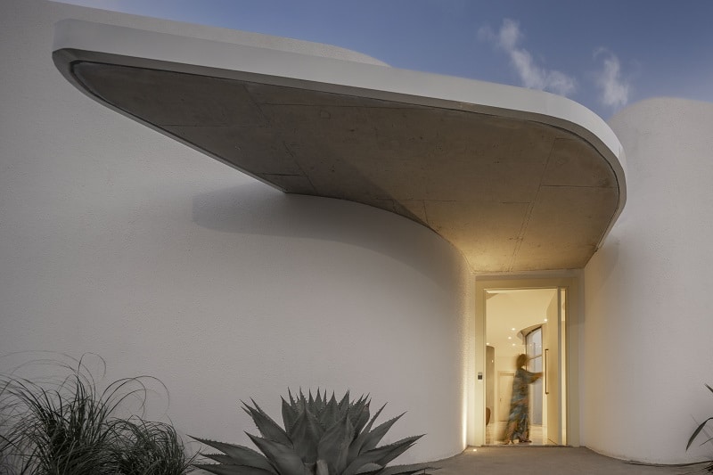Architecture. Une villa aux courbes élégantes (Mohamed Amine Siana) Architecture. Une villa aux courbes élégantes (Mohamed Amine Siana)