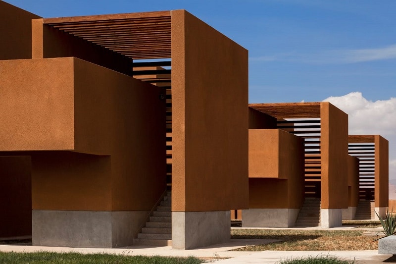 L’École supérieure de technologie de Guelmim, une architecture contemporaine bien intégrée au site L’École supérieure de technologie de Guelmim, une architecture contemporaine bien intégrée au site