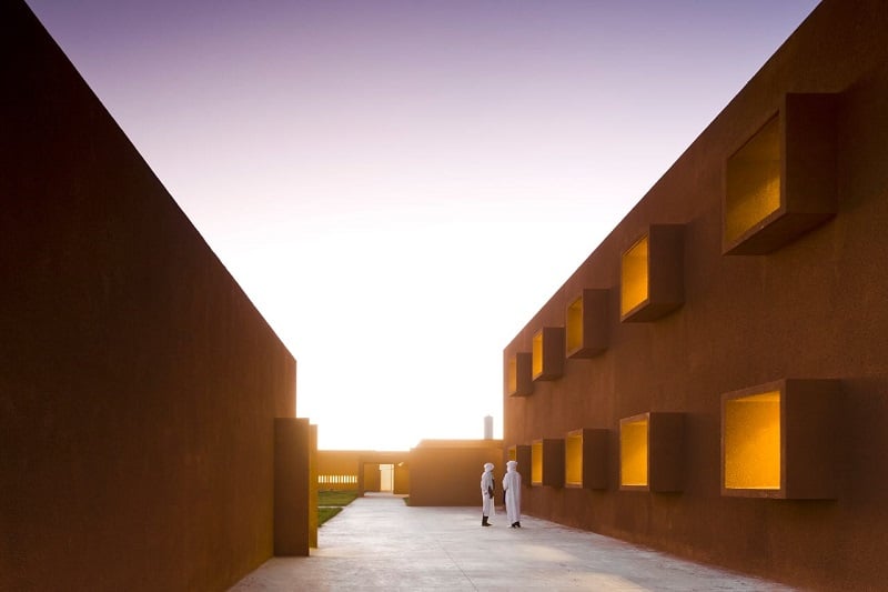 L’École supérieure de technologie de Guelmim, une architecture contemporaine bien intégrée au site L’École supérieure de technologie de Guelmim, une architecture contemporaine bien intégrée au site