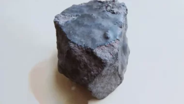 Une météorite découverte au Maroc pourrait être la première météorite connue d’origine terrestre