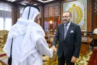 Le Roi Mohammed VI reçoit le président de la région Afrique et Asie à l’Autorité d’investissement du Qatar