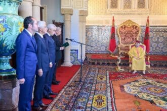 Le Roi préside la signature d'une convention de lancement des unités médicales connectées en milieu rural