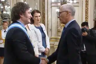 Rachid Talbi El Alami représente le Roi à la cérémonie d’investiture du nouveau président argentin