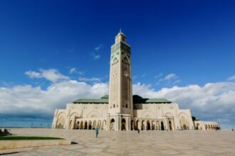 La fondation de la mosquée Hassan II à la recherche de conférenciers pour les visites guidées