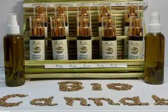 La coopérative Bio Cannat réalise à Chefchaouen les premiers tests d'extraction de l'huile de CBD