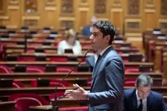 Le gouvernement d'Attal, officiellement démissionnaire, continuera à gérer les affaires courantes