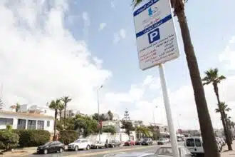 À Aïn Diab, les parcmètres remplaceront les gardiens de voitures
