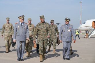 Le commandant de l'AFRICOM reçu au Maroc