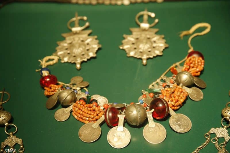 Exposition à Doha d’une collection de bijoux berbères du Palais royal Exposition à Doha d’une collection de bijoux berbères du Palais royal