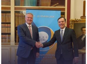 Bruxelles : Younes Sekkouri prend part au Sommet de l’OCDE sur les compétences