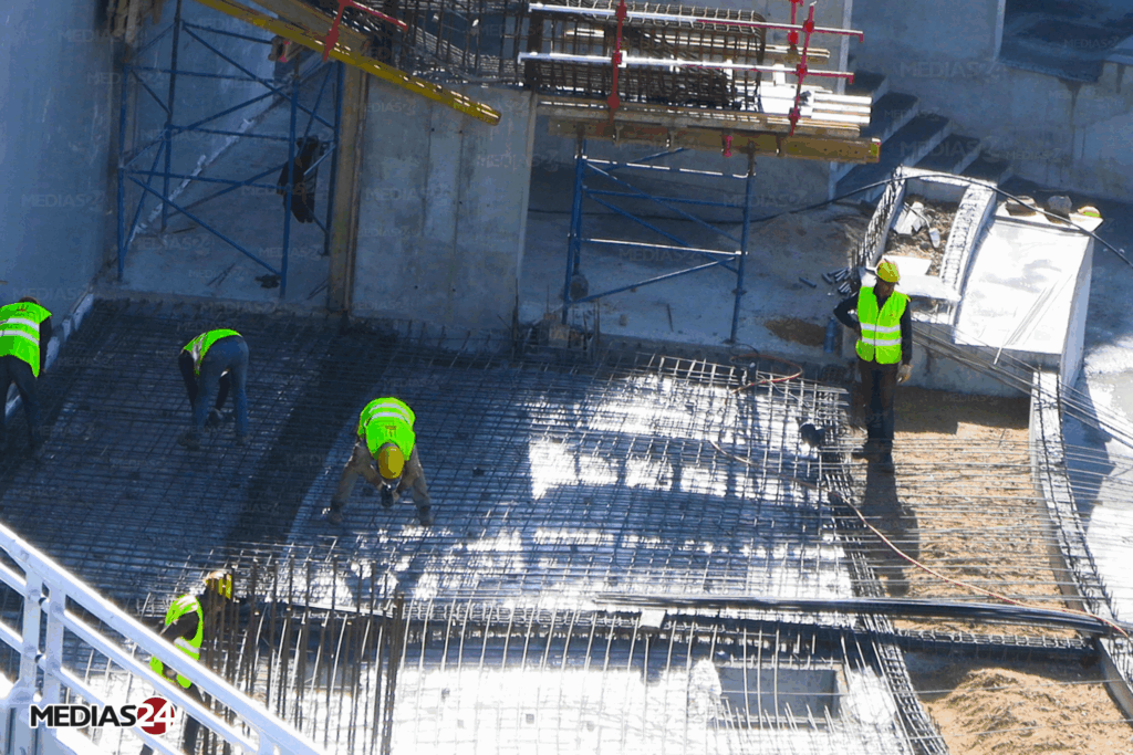 Médias24 sur les chantiers des stades du Mondial 2030 : Tanger (1/4) Médias24 sur les chantiers des stades du Mondial 2030 : Tanger (1/4)