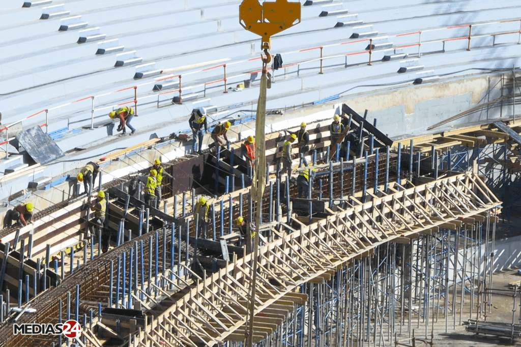 Médias24 sur les chantiers des stades du Mondial 2030 : Tanger (1/4) Médias24 sur les chantiers des stades du Mondial 2030 : Tanger (1/4)