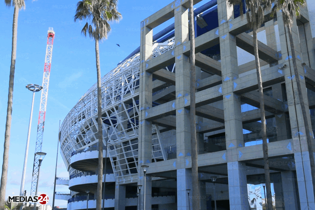 Médias24 sur les chantiers des stades du Mondial 2030 : Tanger (1/4) Médias24 sur les chantiers des stades du Mondial 2030 : Tanger (1/4)