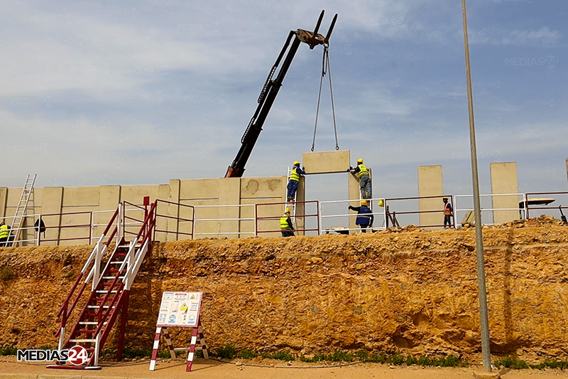 Médias24 sur les chantiers des stades du Mondial 2030 : Agadir (3/4) Médias24 sur les chantiers des stades du Mondial 2030 : Agadir (3/4)