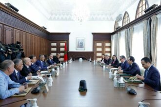 Dialogue social : hausses des salaires et baisse de l’IR, principales revendications