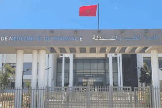 Facultés de médecine : report des examens, un pas vers la fin de la crise ?