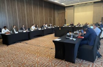 Mondial 2030 : Le FIFA Fan Festival et les camps de base des équipes au centre de la réunion du comité tripartite à Agadir