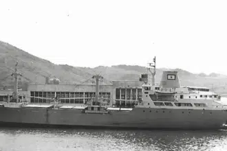 L’institution Archives du Maroc reçoit un don d'archives maritimes de Abdelfattah Bouzoubaa