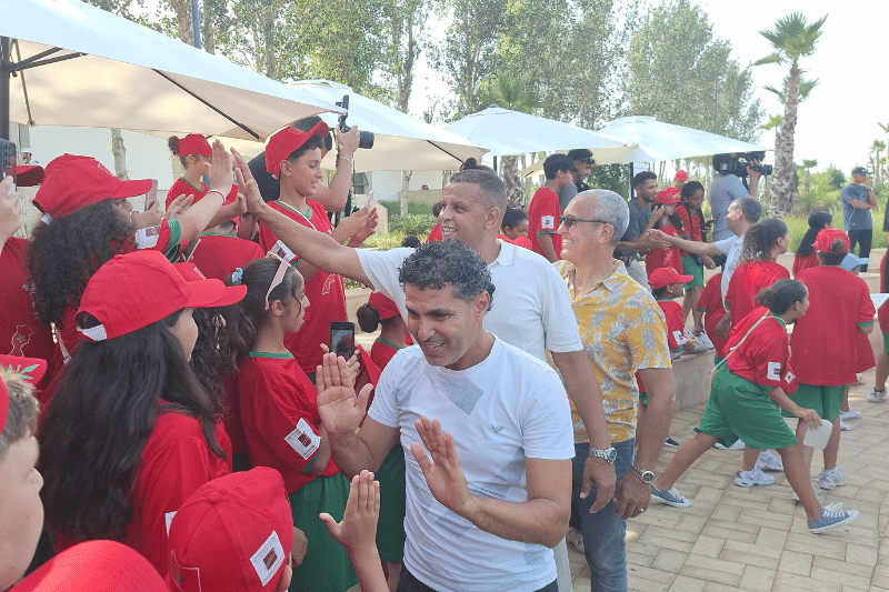 Les enfants des MRE rencontrent les stars du futsal lors du 25e Séjour culturel à Kénitra
