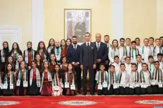 Le Prince Moulay El Hassan reçoit à Tétouan les enfants maqdessis