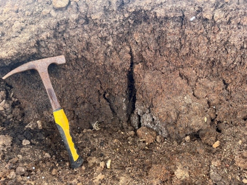 Découverte de volcans de boue liés à des hydrates de méthane à Tingarf, province d’Azilal