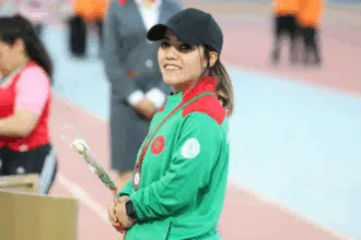 La Marocaine Youssra Karim remporte la médaille d'argent au lancer de disque lors des Jeux paralympiques