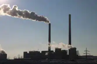 La taxe carbone devrait améliorer le solde budgétaire de 0,8% du PIB du Maroc (OCDE)